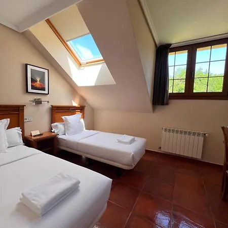 Hotel Pugide Llanes Exterior photo