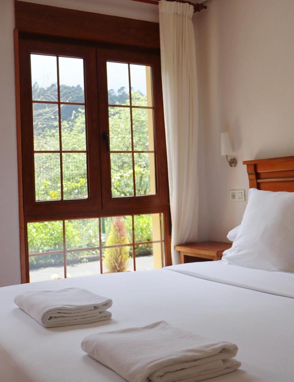 Pugide Hotel 2*