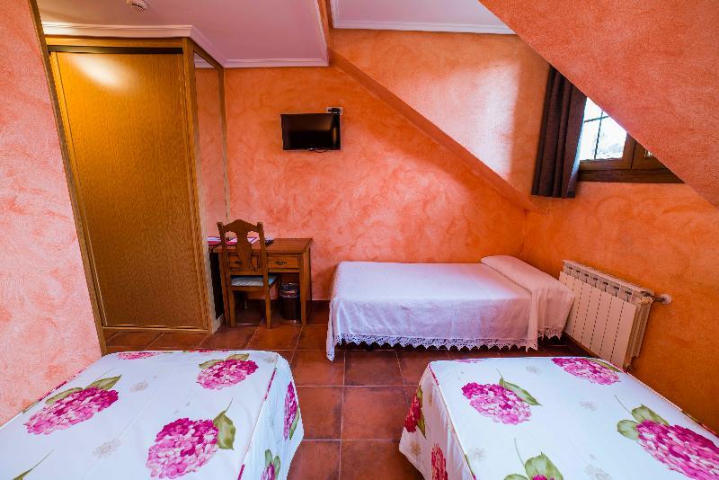 Pugide Hotel